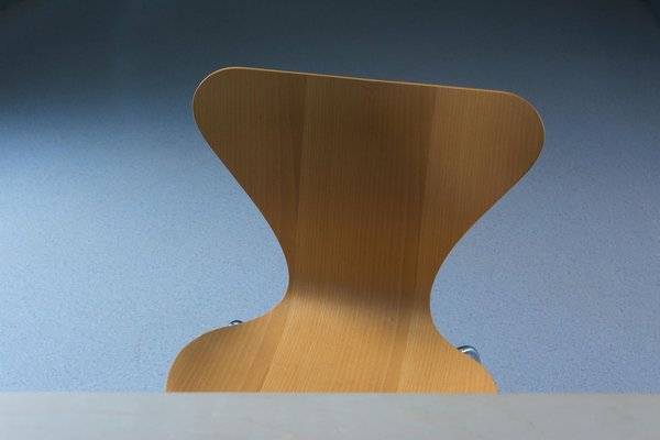 How do you navigate utility transfers when moving homes in the UK?